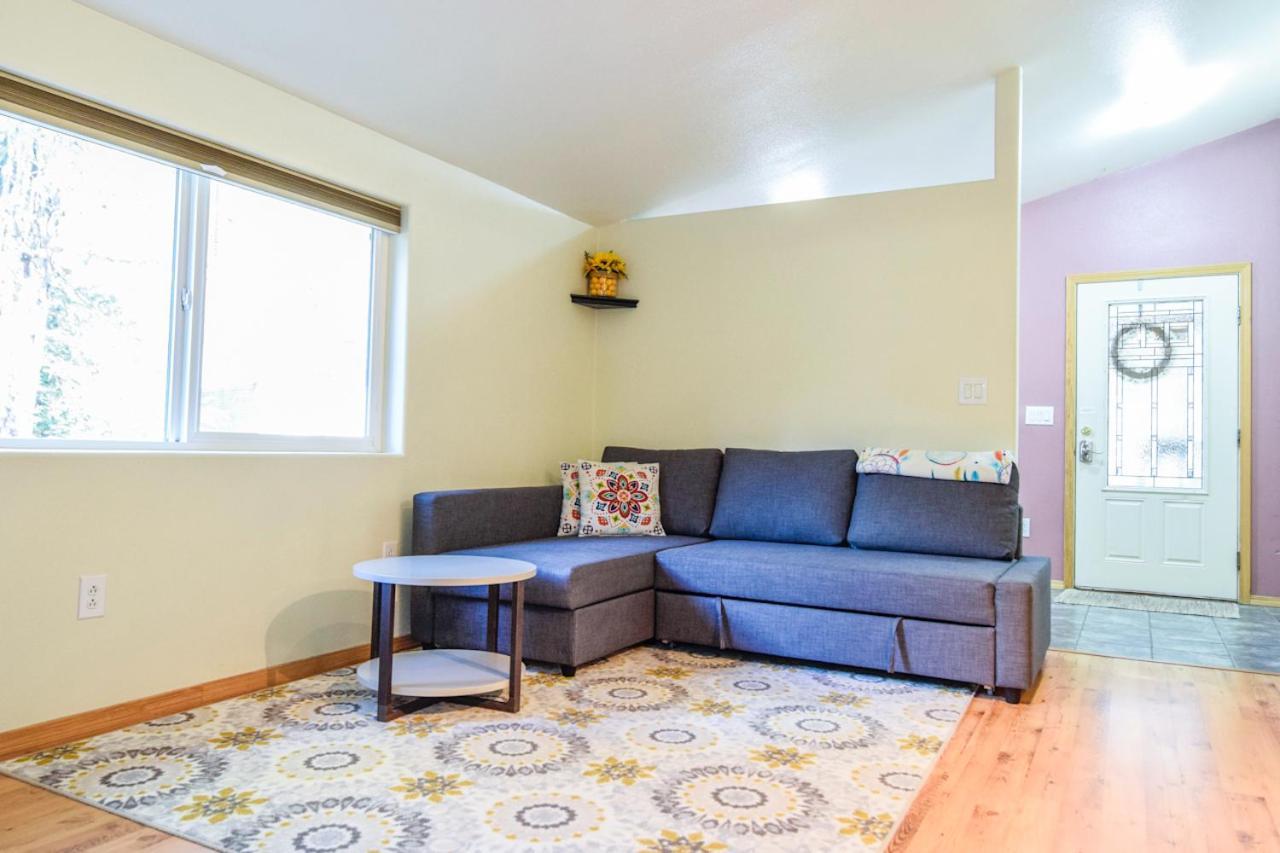 Brown & Hawkins Historical Apartments Seward Extérieur photo